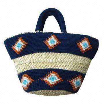 Corn Husk Handbag with Hand Crocheted Diamond Decoration