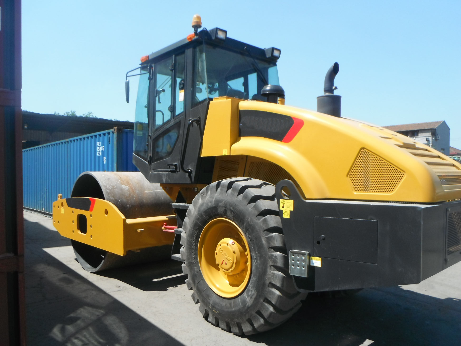 Buy China Wholesale High Quality Road Roller Xs183j 18 Ton Vibratory