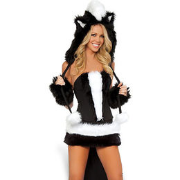 Costumes Manufacturers