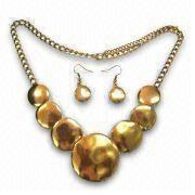 Metal Necklace Manufacturers