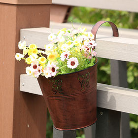 China Rustic Metal Hanging Flower Pots For Fence And Garden Decoration Made Of Powder Coated China Rustic Metal Hanging Flower Pots For Fence And Garden Decoration Made Of Powder Coated