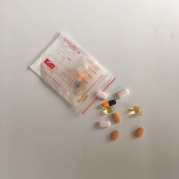 China Manufacturer Supply Custom Printed Plastic Grip Seal Pill Bag China Manufacturer Supply Custom Printed Plastic Grip Seal Pill Bag