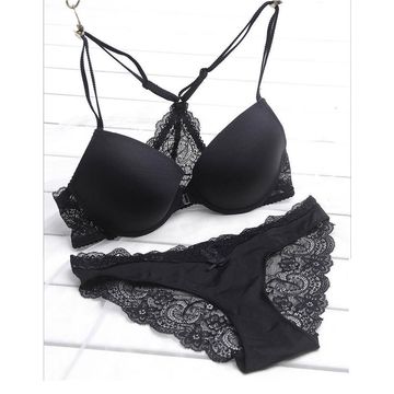https://p.globalsources.com/IMAGES/PDT/B0800828597/Sexy-Front-Closure-Bras.jpg