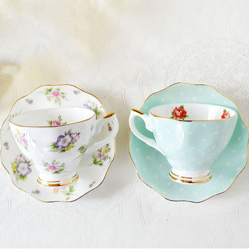 China 3 Tiers Ceramic Dessert Tray Porcelain Cake Plates Stand China 3 Tiers Ceramic Dessert Tray Porcelain Cake Plates Stand Flower Tea Sets Cups Saucers