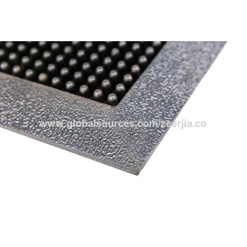 China Rubber Entrance Door Mat With Fingertips Non Slip Brush