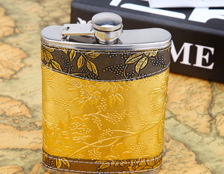 Download China Hip Flask Set From Fuzhou Wholesaler Richforth Gift Electronics Company