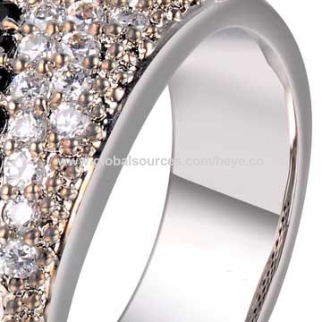El platino blanco del zircon/rodio-plateó el anillo simple, diseños