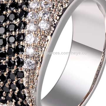 El platino blanco del zircon/rodio-plateó el anillo simple, diseños