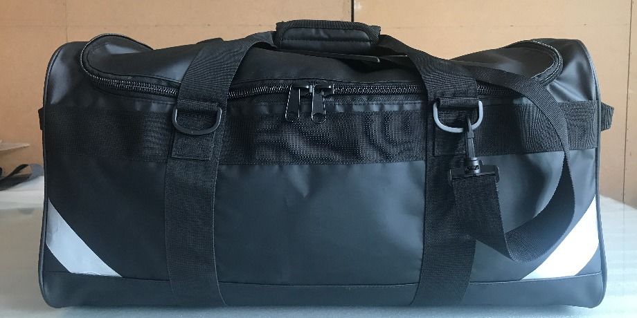 hard bottom duffle bag