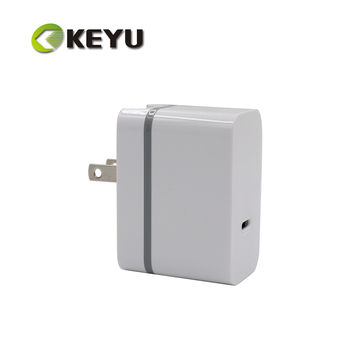 UL CE المدرجة 5V3A 9V2A 12V1.5A شاحن PD 18W نوع C USB C محول الطاقة للهاتف الذكي والكمبيوتر اللوحي