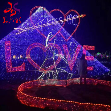 China Theme Park Valentine S Day Holiday Snow Mountain Heart Shape