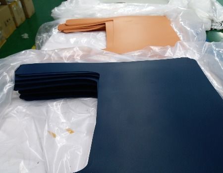 https://p.globalsources.com/IMAGES/PDT/B0989405223/silicone-cutting-boards.jpg