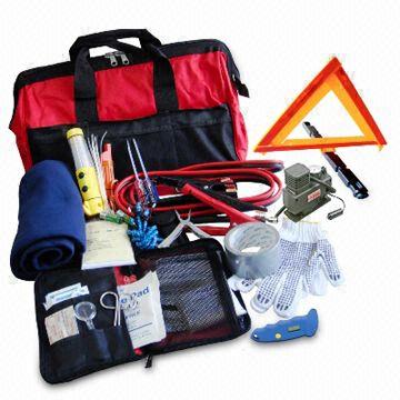 Buy Wholesale China Emergency Roadside Kit With Fleece Blanket, Bungee ...