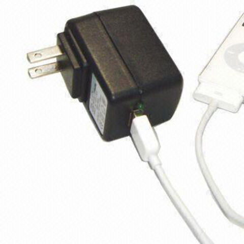 Adaptor Pengisi Daya AC/USB untuk iPhone/iPod/iPad, dengan Frekuensi 50 hingga 60Hz dan Tanda CE/UL