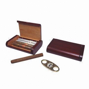 Buy China Travel Cigar Humidor Box/mini Cigarillo Holder & Cigar Humidor Box 2 | Global Sources