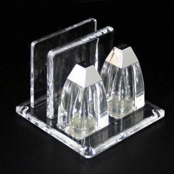 acrylic salt and pepper shakers