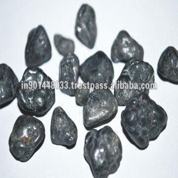 loose rough diamonds