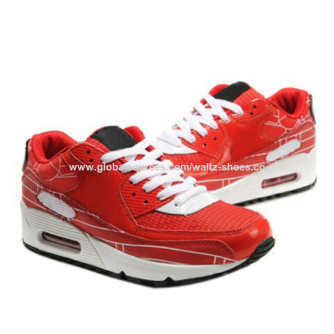 Sepatu Sneaker Olahraga Cloudfoam Wanita, Bagian atas tekstil lembut dan elastis nyaman, sol dalam memory foam untuk kenyamanan instan.