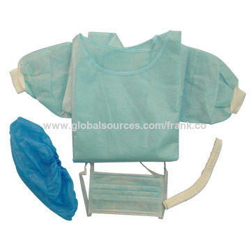 Blouse d'isolement et masque facial avec filtration bactérienne inférieure à 200 UFC/g for sale at factory direct price