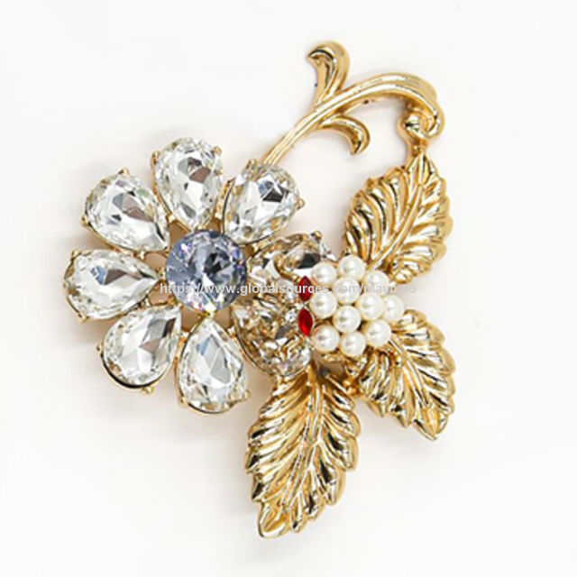 Kristall Strass Brosche Pin, Blumen Brosche Pin for sale at factory direct price