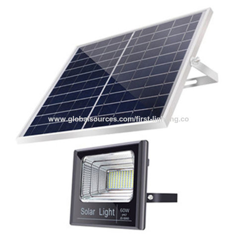 Foco LED Solar, Sensor de Luminosidad con Control Remoto, Encendido/Apagado Inteligente, con Puerto USB, 60W - Iluminación LED Solar para Exteriores