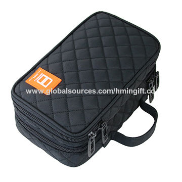 Wholesale Cosmetic Bag Neoprene Pouch Embossed Logo Makeup Bag