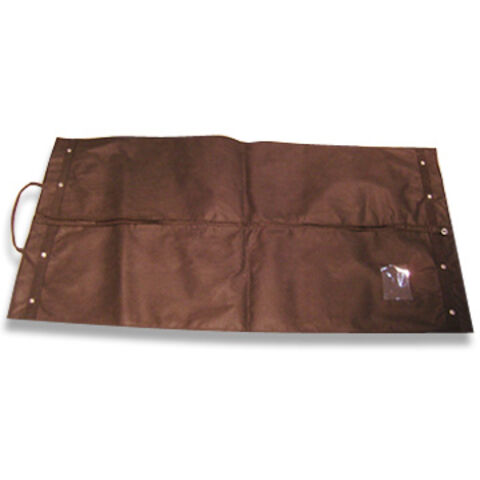 Saco de vestuário impermeável e à prova de poeira por atacado barato com capa ecológica de PP, disponível em várias formas for sale at factory direct price