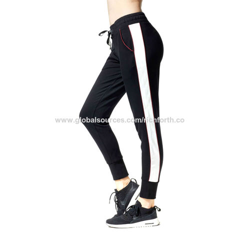 China Wholesale Custom Athletic Track Suit Women Sports Training