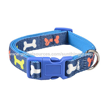 dog collar with bones