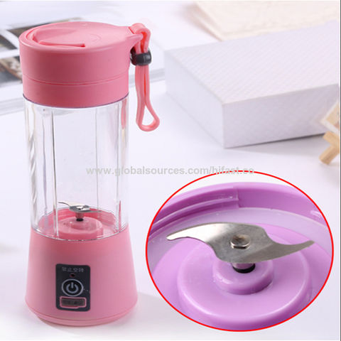 Wholesale Small Household Mini Portable Electric USB Blender - China  Smoothie Juicer and Smothie Blender price