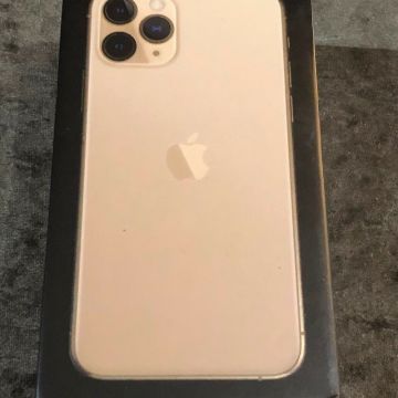 Apple iPhone 11 Pro Max - For Sale 