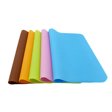 https://p.globalsources.com/IMAGES/PDT/B1172934560/silicone-cutting-boards.jpg