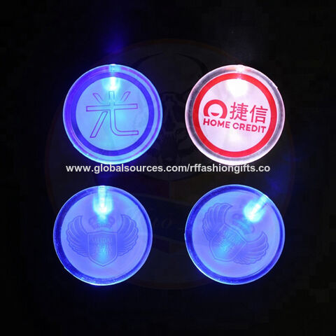 Insignia LED Intermitente para Ropa, Insignia Redonda Personalizada de Plástico con LED Intermitente