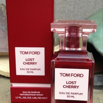 Lost Cherry Tom Ford perfume - a fragrance for women and men 2018
