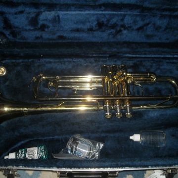 Vintage Olds Trumpet 1957 Na 100 Zu Blessing 7c W/ Case Used - Wholesale  Spain Brass Instruments at factory prices from Tech Engineering Technology  Co.