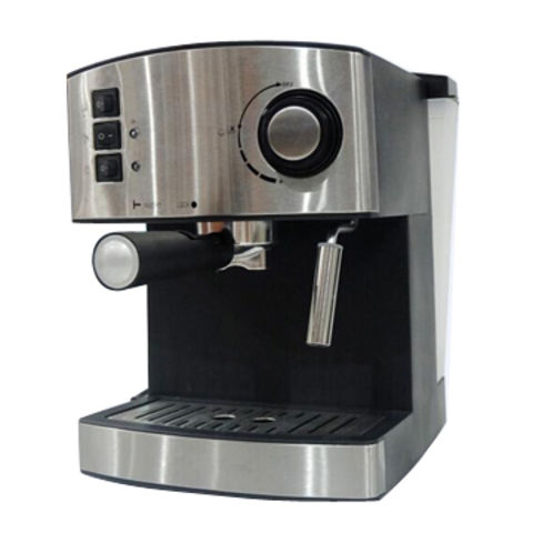 Coffee machine with frothing nozzle