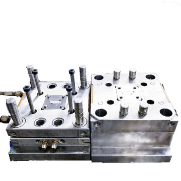 China Plastic Injection Mold Maker