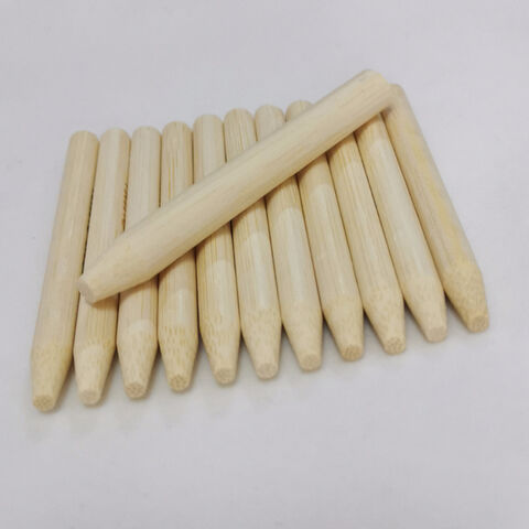 Pequeño palito de bambú grueso con logo personalizado para cigarros de hoja enrollada a mano.
