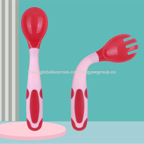 https://p.globalsources.com/IMAGES/PDT/B1176234300/Baby-feeding-training-elbow-twisted-spoon-fork-set.jpg