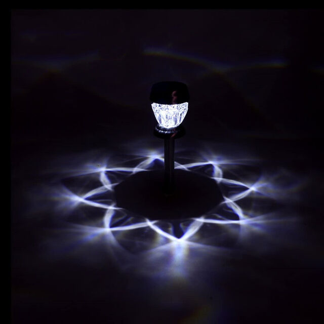 Solar-Gartenleuchten mit LED-Diamantlinse aus Edelstahl für Terrasse und Rasen - Bunte Außenbeleuchtung for sale at factory direct price