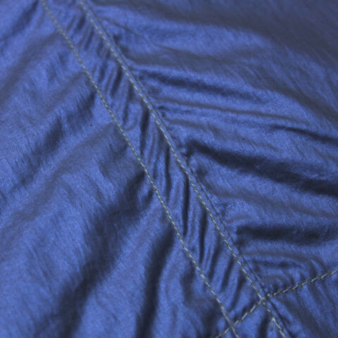 Hochwertiges, wasserdichtes und winddichtes Funktionsgewebe für Outdoor-Sportbekleidung, ideal für Anzüge, Hosen, Blusen und beschichtete Textilien.
