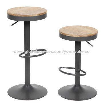 Wooden stools discount for breakfast bar