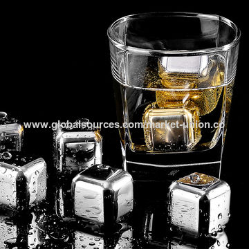 8pcs Whiskey Stones Set Chilling Stones 2 Glasses Wooden Box Chilling Rocks  Reusable Ice Cubes for Whiskey Wine Beer Juice Cool Drinks Bar Accessories