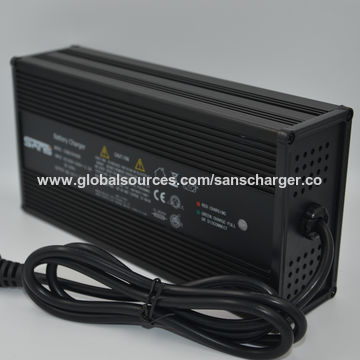 Fdit Chargeur de batterie 12V 8A Chargeur pour Batteries Plomb