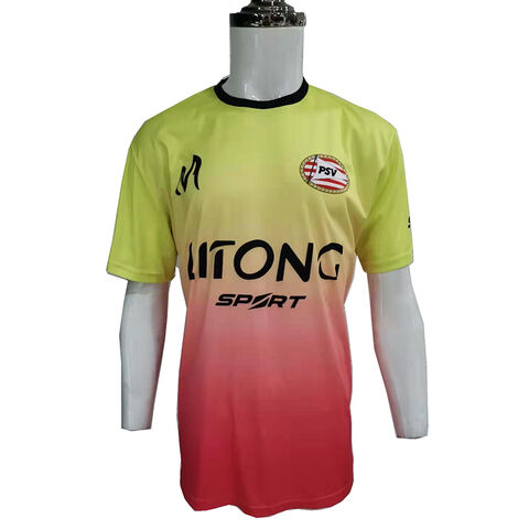 Unisex Sports Tops and Football Uniforms - China Football Uniforms and  T-Shirt price