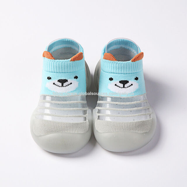 Chaussures pour tout-petits en gros, chaussures de natation, chaussures de plage pour enfants, chaussures aquatiques, chaussettes pour bébés avec tissu Flyknit for sale at factory direct price