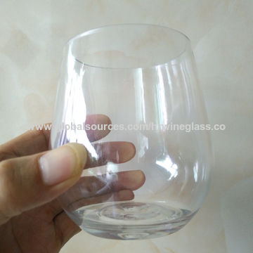 https://p.globalsources.com/IMAGES/PDT/B1183072005/Plastic-wine-glasses.jpg