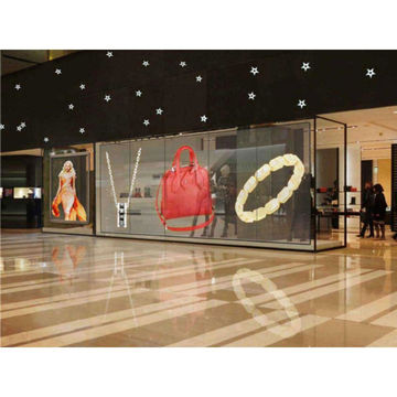 Louis Vuitton - LED Screen in Retail Application