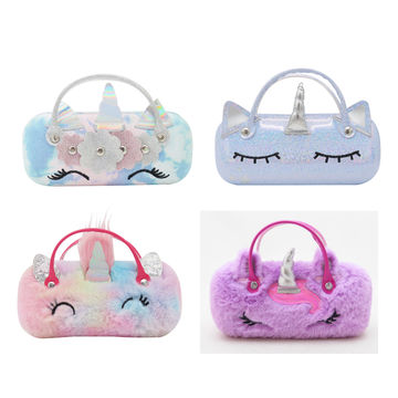 OMG Checkerboard Unicorn Sunglasses + Plush Carrying Case – Olly-Olly