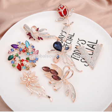 Hot 53 Kinds Rhinestone Crystal Wedding Bridal Alloy Flower Pearl Brooch Pins